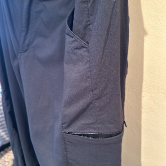 REI women’s hiking pants with UPF 30+-size XLarge - Picture 3 of 8